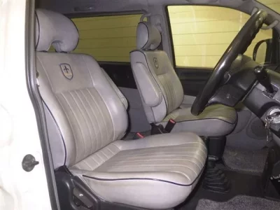 Mitsubishi DELICA
