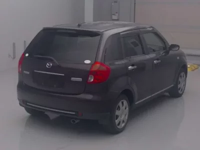 Mazda VERISA