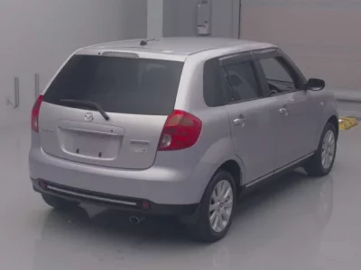 Mazda VERISA