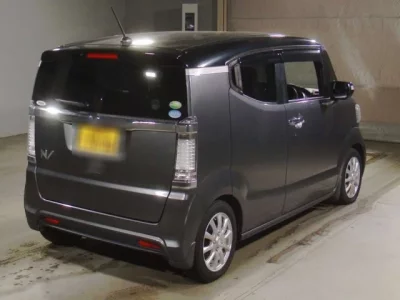 Honda N BOX SLASH