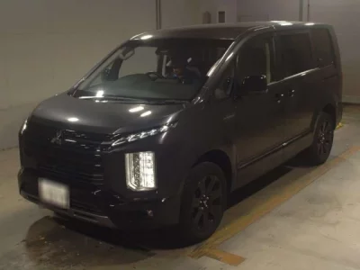 Mitsubishi DELICA D5