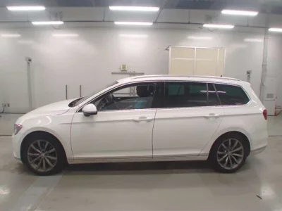 Volkswagen PASSAT VARIANT