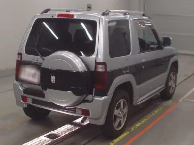 Mitsubishi PAJERO MINI