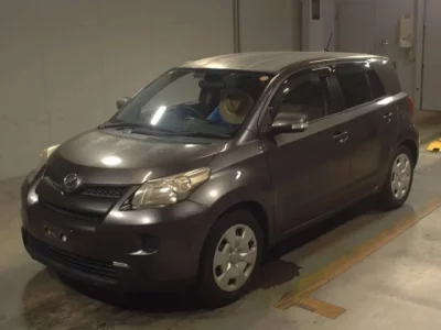 Toyota IST