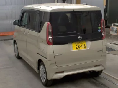 Nissan ROOX