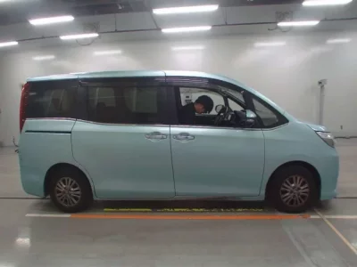 Toyota ESQUIRE