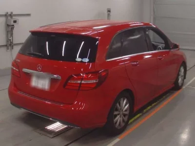 Mercedes-Benz B CLASS