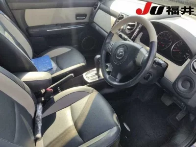 Mazda VERISA