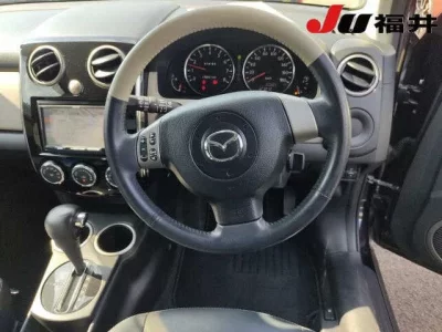 Mazda VERISA