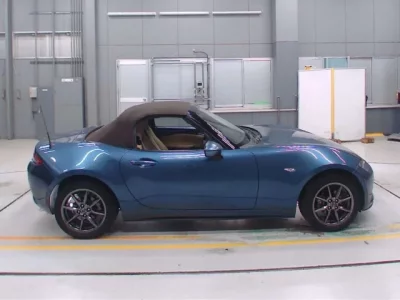 Mazda ROADSTER