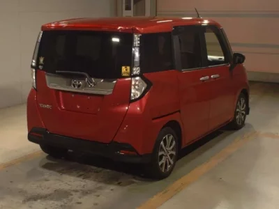 Toyota TANK