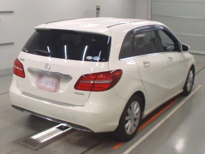 Mercedes-Benz B CLASS