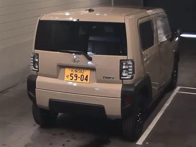Daihatsu TAFT