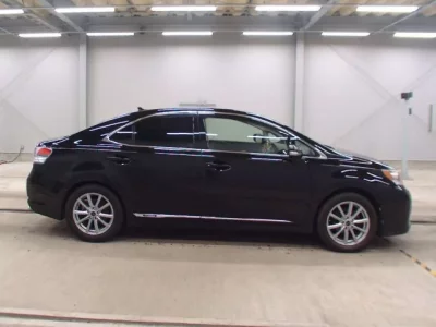 Lexus HS