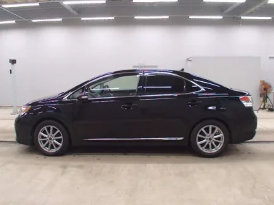 Lexus HS