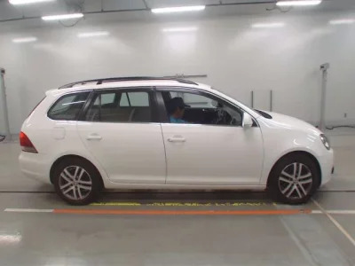 Volkswagen GOLF VARIANT
