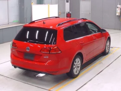 Volkswagen GOLF VARIANT