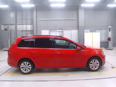 Volkswagen GOLF VARIANT