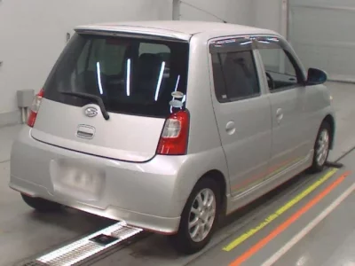 Daihatsu Esse