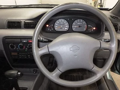 Nissan SUNNY
