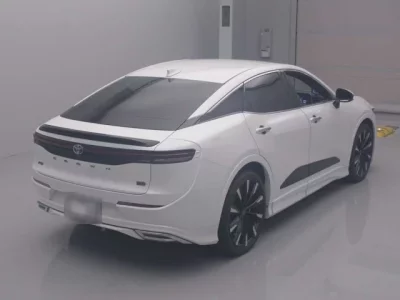 Toyota CROWN CROSSOVER