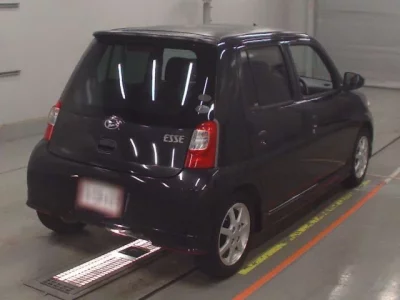 Daihatsu Esse