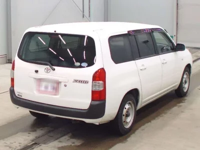 Toyota SUCCEED