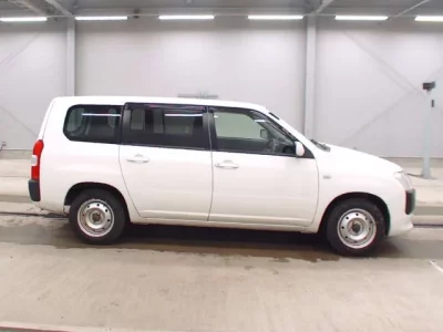 Toyota SUCCEED