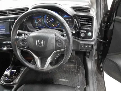 Honda GRACE