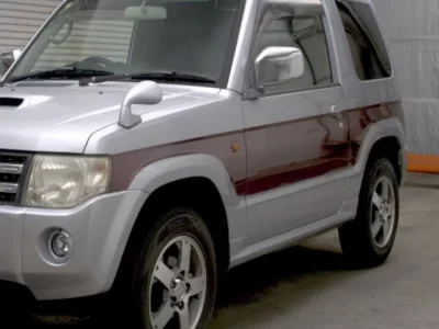 Mitsubishi PAJERO MINI