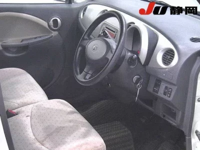 Daihatsu MOVE LATTE
