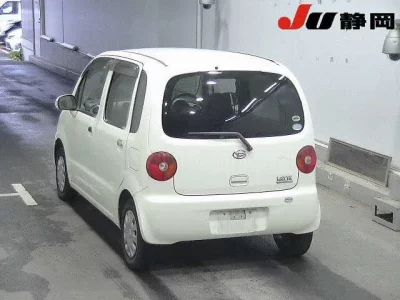 Daihatsu MOVE LATTE