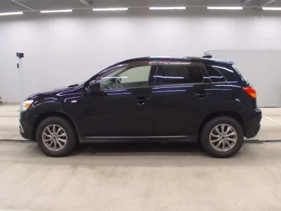 Mitsubishi RVR