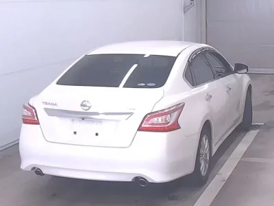 Nissan TEANA