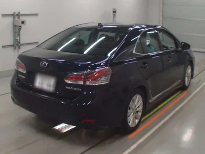 Lexus HS
