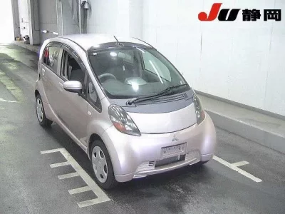 Mitsubishi I