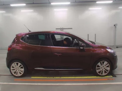 Renault LUTECIA