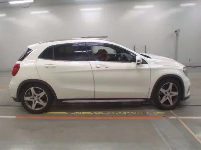 Mercedes-Benz GLA CLASS