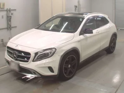 Mercedes-Benz GLA CLASS