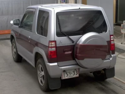 Mitsubishi PAJERO MINI