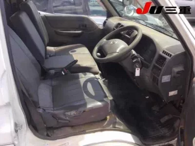 Nissan VANETTE VAN