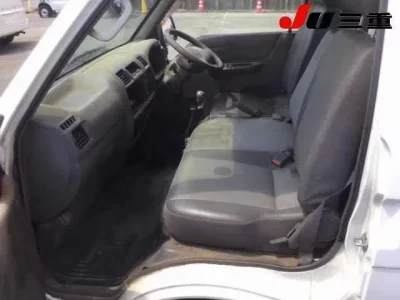 Nissan VANETTE VAN