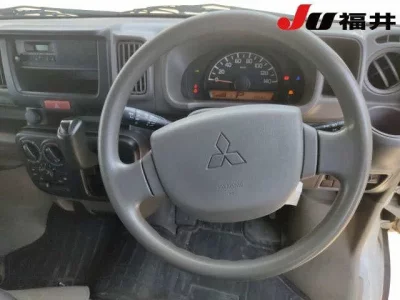 Mitsubishi MINICAB VAN