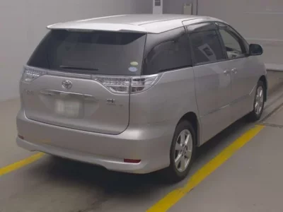 Toyota ESTIMA HYBRID