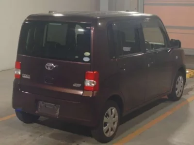 Toyota PIXIS SPACE