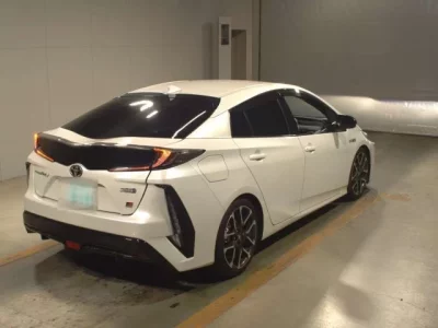 Toyota PRIUS PHV