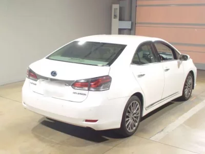 Lexus HS