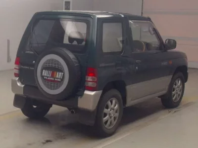Mitsubishi PAJERO MINI