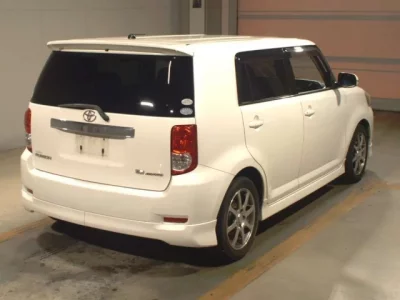 Toyota COROLLA RUMION