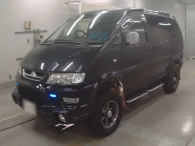 Mitsubishi DELICA
